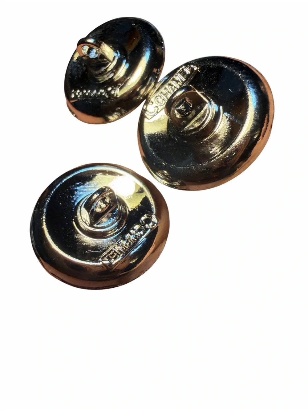 CHANEL three round